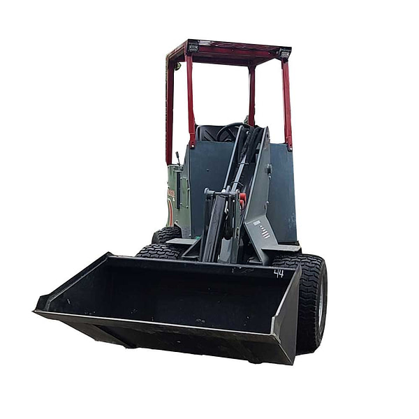 SCL-210 Sub-Compact Articulating Loader with Bucket